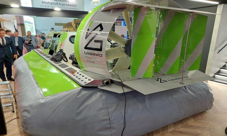 الحوامات قادرة على تقليل الدفع دون تغيير الضغط في الوسادة مع الحفاظ على القدرة الكاملة على المناورة