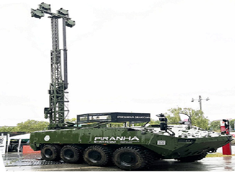 يتم حماية المركبات الحاملة لإدارة وصلة الراديو TaWAN LBO الصغيرة من Piranha V من GDELS