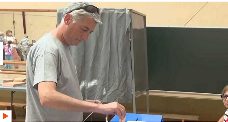 رئيس قائمة EH Bildu في الكونغرس عن فيزكايا ، أوسكار ماتوت