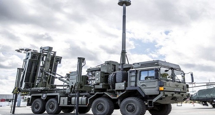 قاذفة CAMM في معرض الأسلحة البريطاني DSEI