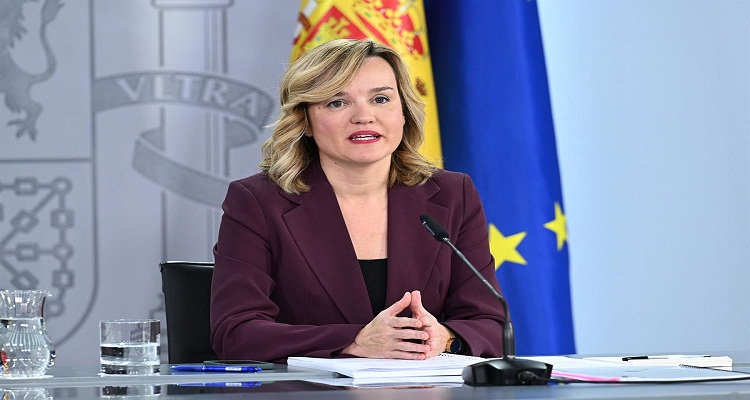 وزيرة التعليم والتدريب المهني والرياضة والمتحدثة باسم الحكومة - بيلار اليجريا