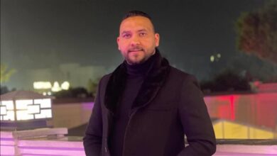 صاحب معرض لتأجير السيارات
