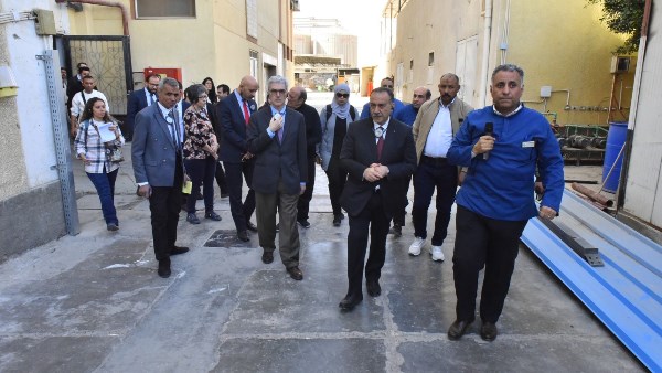 محافظ أسيوط