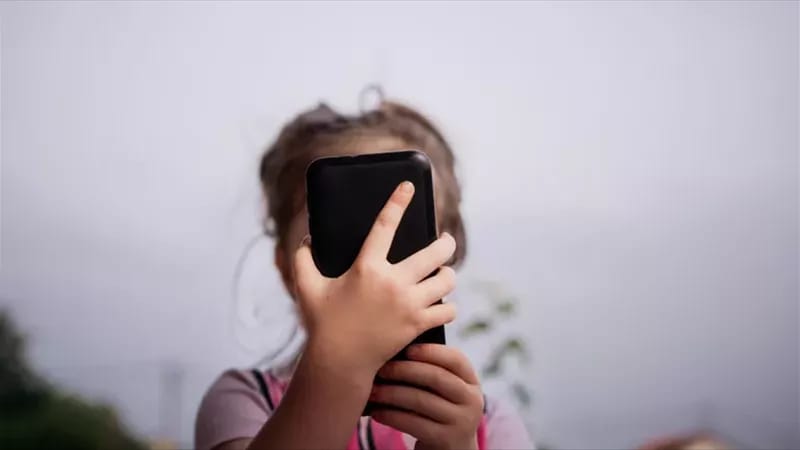 وسائل التواصل الاجتماعي للأطفال