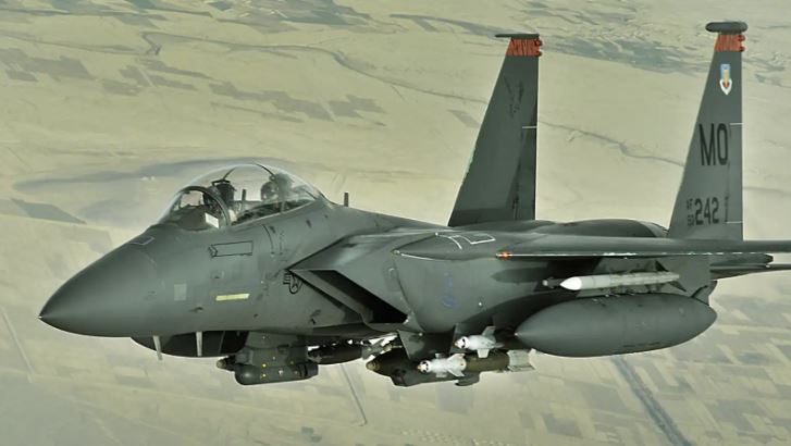 طائرة F-15E