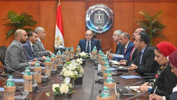 وزير الاستثمار والتجارة الخارجية