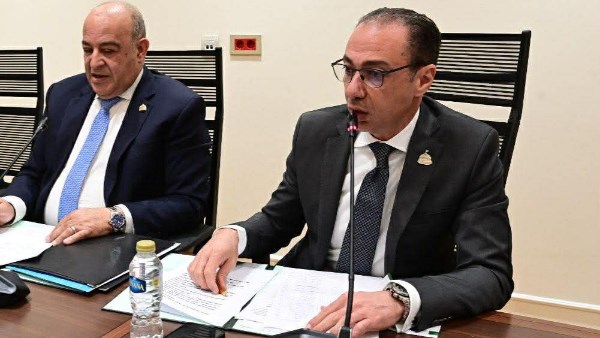 الدكتور شريف باشا، رئيس لجنة الشئون الصحية بمجلس النواب