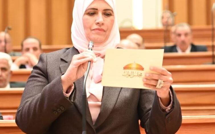النائبة مروة هاشم