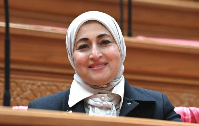 الدكتورة ثريا أحمد البدوي