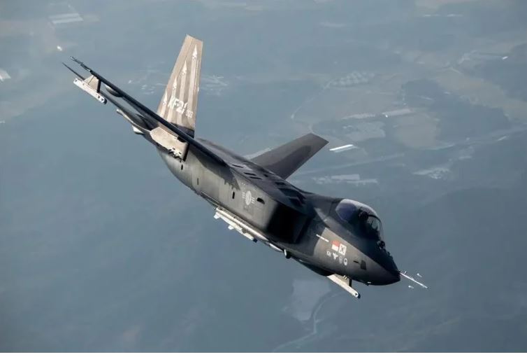 مقاتلة KF-21