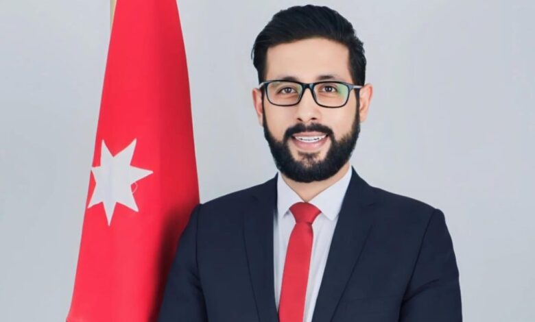 الدكتور محمد العشي