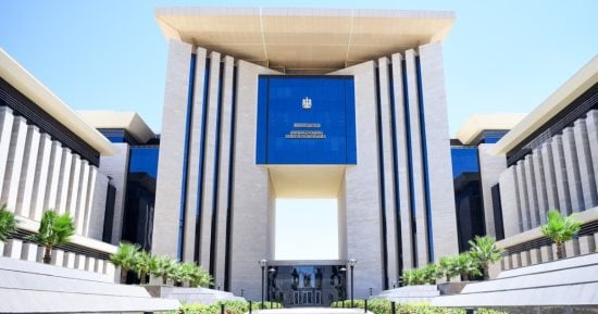الخارجية تحذر المصريين من القنوات غير الرسمية لطلب المساعدة القنصلية