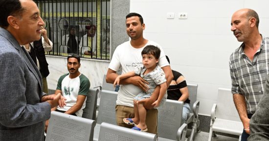 الكشف بـ5 جنيهات.. مدبولي يتفقد مركز طب الأسرة بقرية الجزيرة الخضراء في مطوبس