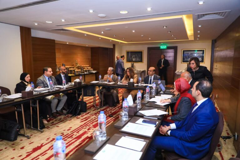 منال عوض: تفعيل المسئولية الممتدة للمنتج يدعم التحول نحو الاقتصاد الدائري