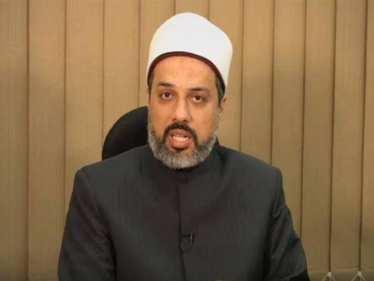 هل يجوز مصافحة زوج الأخت أو كشف الشعر أمامه؟.. الإفتاء توضح الأحكام الشرعية